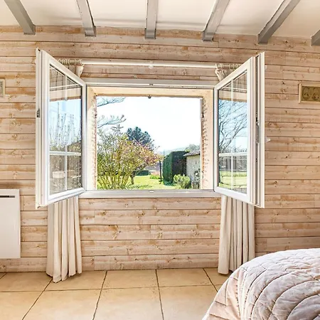 Cozy In Gageac-et-Rouillac