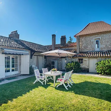 Amazing In With Private Swimming Pool, Be Inside Or Outside Holiday home *