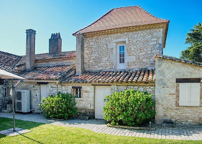 Semesterbostad Awesome In *